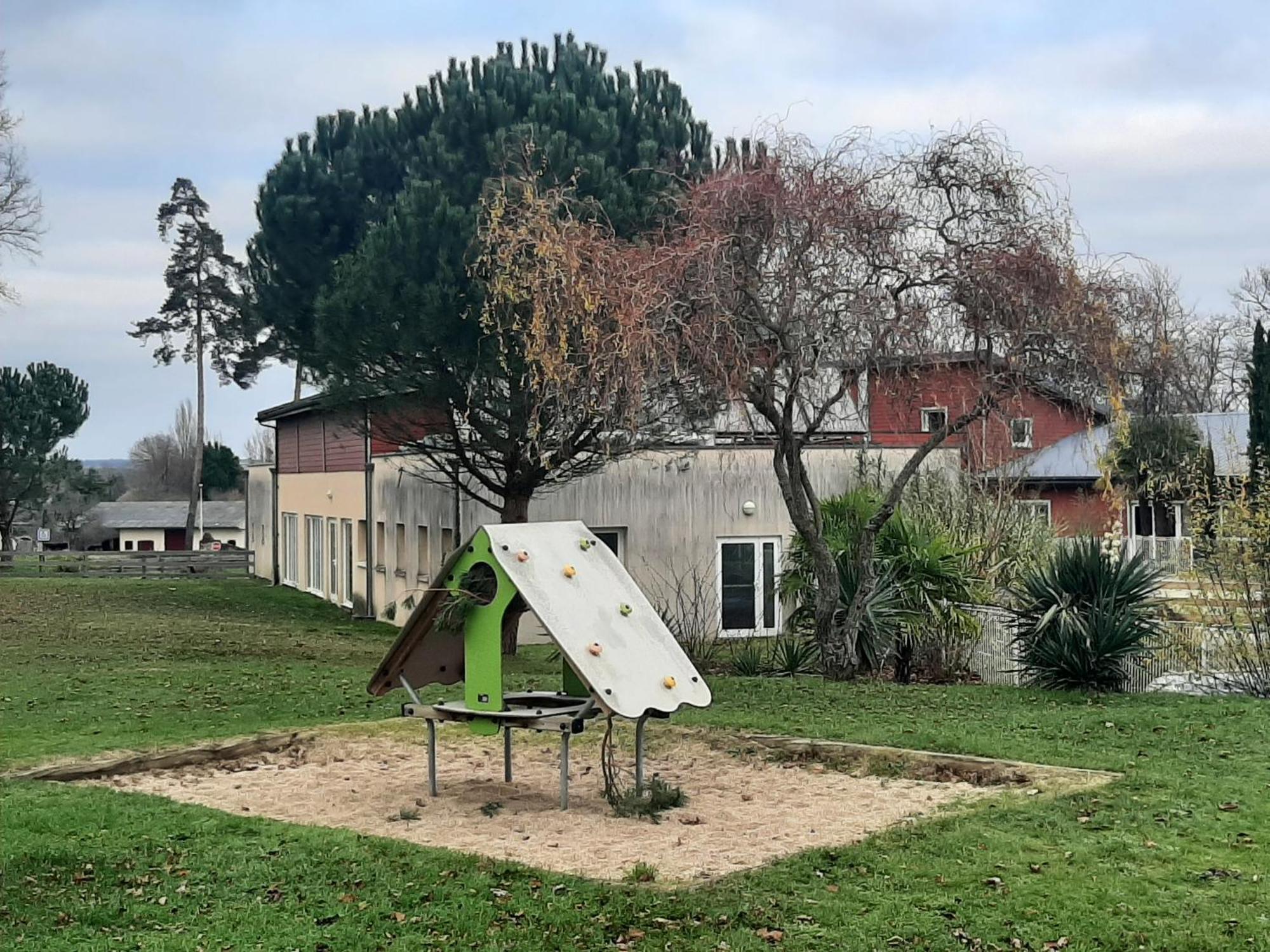 Quartier Des Peintres - Poussin Chaveignes Exterior foto