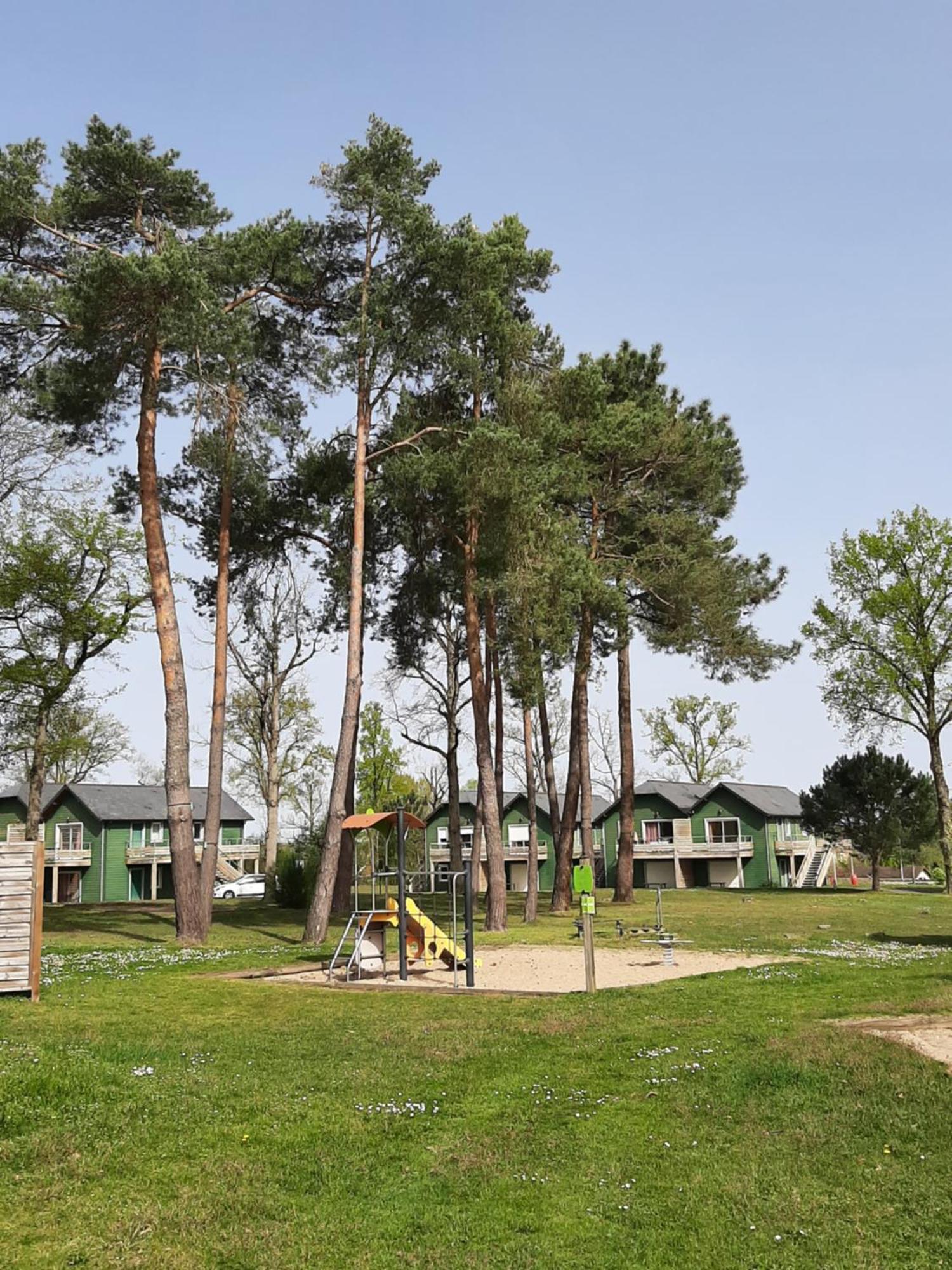 Quartier Des Peintres - Poussin Chaveignes Exterior foto